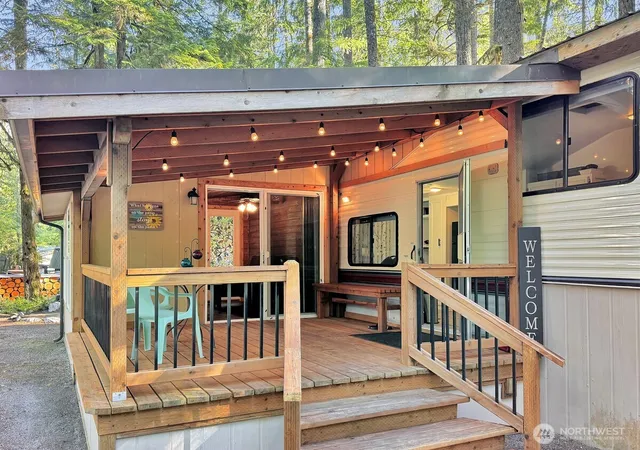 Photo 3 of Single family home for sale at 203 1 Fireside Lodge Cir, Deming, WA 98244 | MLS# NWM2575919 | Listing updated on 2026-09-25