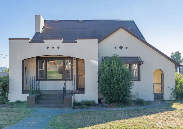 Photo 1 of Single family home for sale at 1079 S Market Blvd, Chehalis, WA 98532 | MLS# NWM2575925 | Listing updated on 2026-09-24