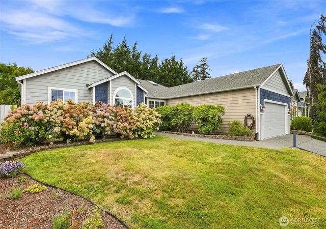 Photo 1 of Single family home for sale at 3602 F Ave, Anacortes, WA 98221 | MLS# NWM2575933 | Listing updated on 2026-09-25