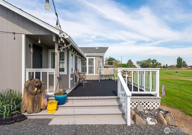 Photo 2 of Manufactured home for sale at 17693 Nw Road 5 #51, Quincy, WA 98848 | MLS# NWM2575934 | Listing updated on 2026-09-25