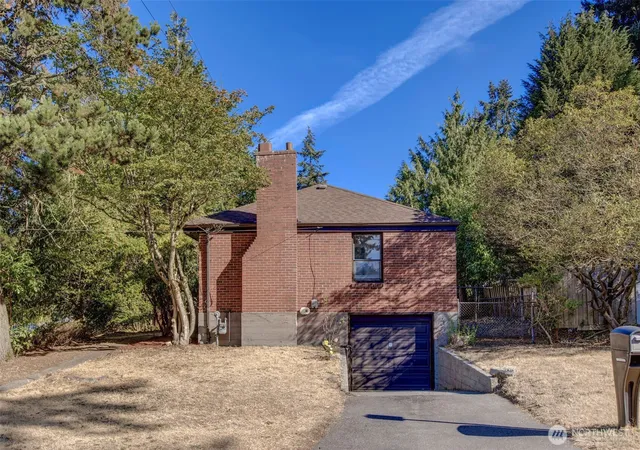 Single family home for sale at 12004 5th Avenue NE, Seattle, WA 98125 | MLS# NWM2575936