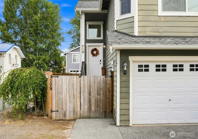 Photo 3 of Sale Pending at 109 E Pioneer St, Granite Falls, WA 98252 | MLS# NWM2575944 | Listing updated on 2026-09-29