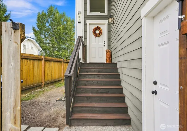 Photo 3 of Sale Pending at 109 E Pioneer St, Granite Falls, WA 98252 | MLS# NWM2575944 | Listing updated on 2026-09-29