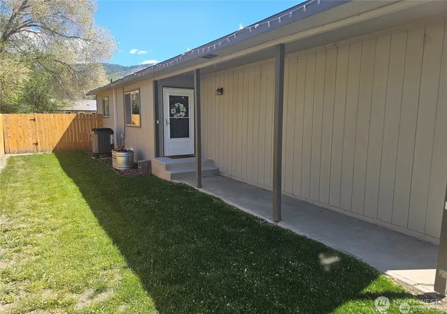 Photo 3 of Sale Pending at 315 Juniper St, Oroville, WA 98844 | MLS# NWM2575954 | Listing updated on 2026-09-29