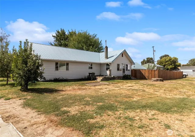 Photo 30 of Single family home for sale at 409 E Alder Ave, Ritzville, WA 99169 | MLS# NWM2575968 | Listing updated on 2026-09-25