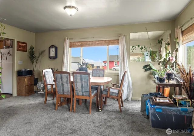 Photo 4 of Single family home for sale at 409 E Alder Ave, Ritzville, WA 99169 | MLS# NWM2575968 | Listing updated on 2026-09-25