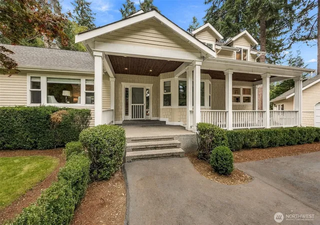 Single family home for sale at 32060 56th Avenue S, Auburn, WA 98001 | MLS# NWM2575986