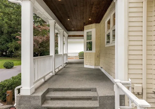 Photo 2 of Single family home for sale at 32060 56th Avenue S, Auburn, WA 98001 | MLS# NWM2575986 | Listing updated on 2026-10-09