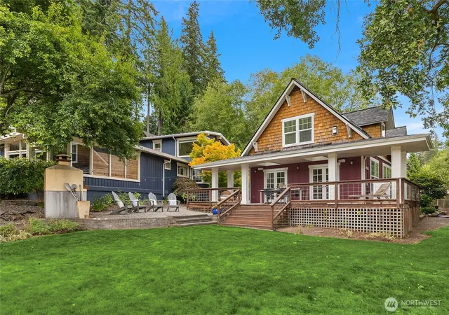 Photo 4 of Single family home for sale at 15122 & 15128 Ne Anna Vera Ln, Bainbridge Island, WA 98110 | MLS# NWM2575994 | Listing updated on 2026-09-24