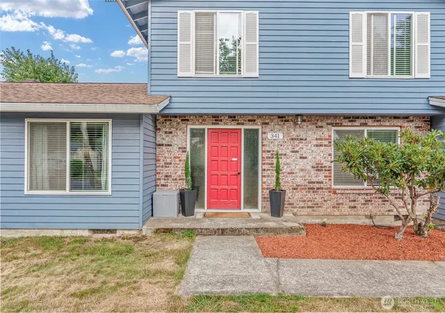 Photo 3 of Single family home for sale at 341 Fir Ave, Woodland, WA 98674 | MLS# NWM2575996 | Listing updated on 2026-09-23