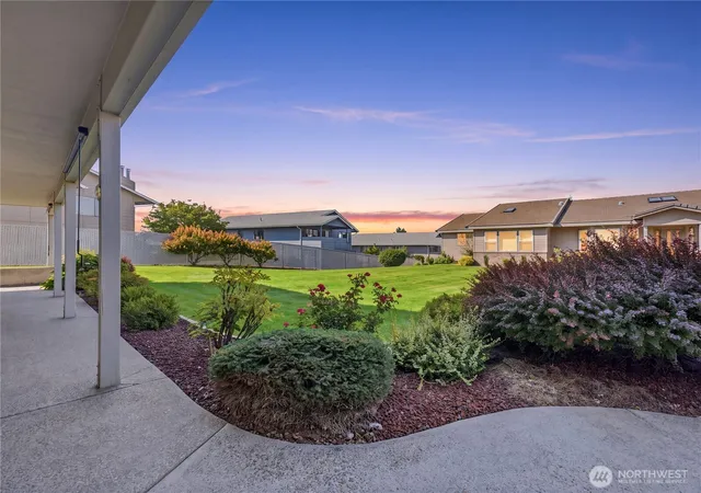 Photo 2 of Condo for sale at 1380 Eastmont Ave #502, East Wenatchee, WA 98802 | MLS# NWM2576008 | Listing updated on 2026-09-25