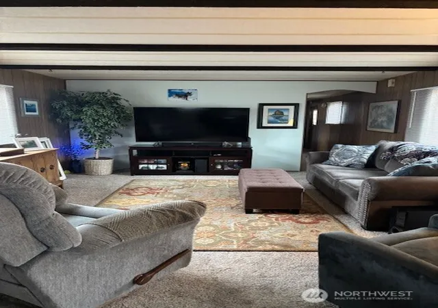 Photo 3 of Manufactured home for sale at 1137 Spruce Dr, Enumclaw, WA 98022 | MLS# NWM2576010 | Listing updated on 2026-09-25