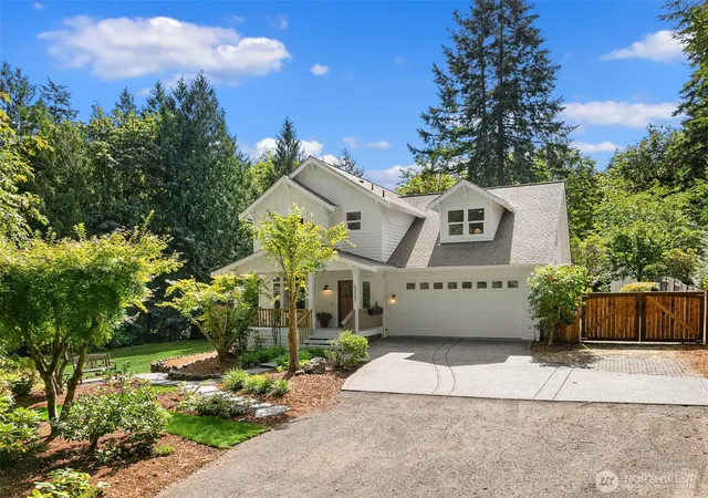 Photo 2 of Sale Pending at 6217 Ne Tolo Rd, Bainbridge Island, WA 98110 | MLS# NWM2576012 | Listing updated on 2026-09-19