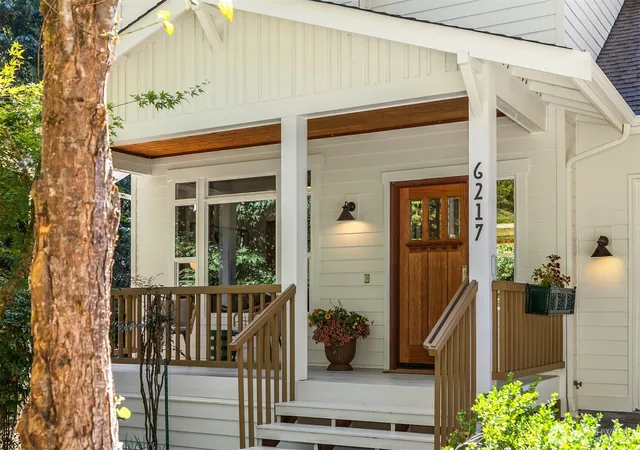 Photo 3 of Sale Pending at 6217 Ne Tolo Rd, Bainbridge Island, WA 98110 | MLS# NWM2576012 | Listing updated on 2026-09-19