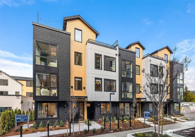 Photo 1 of Townhouse for sale at 13365 Ne 175th Pl #31, Woodinville, WA 98072 | MLS# NWM2576013 | Listing updated on 2026-09-30