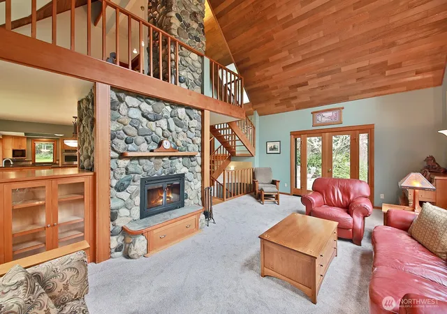Photo 4 of Single family home for sale at 2699 Salal Ln, Langley, WA 98260 | MLS# NWM2576037 | Listing updated on 2026-09-25
