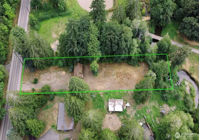 Photo 3 of Sale Pending at 1011 NE Old Belfair Hwy, Belfair, WA 98528 | MLS# NWM2576057 | Listing updated on 2026-09-24