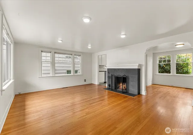 Photo 4 of Single family home for sale at 1522 NW 59th Street, Seattle, WA 98107 | MLS# NWM2576065 | Listing updated on 2026-10-01