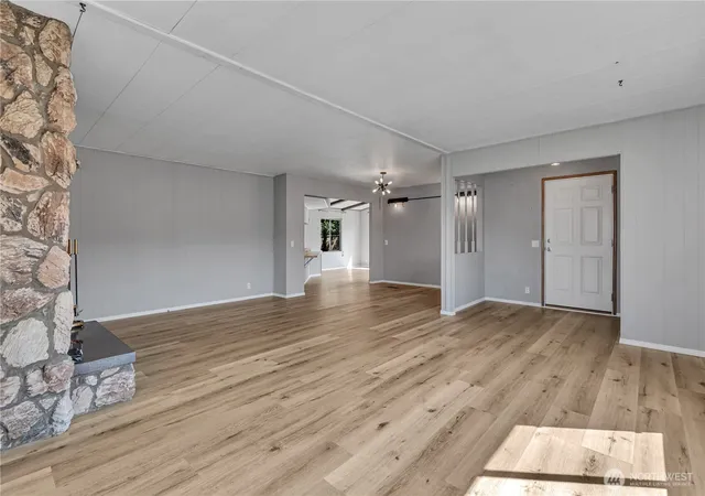 Photo 4 of Manufactured home for sale at 2500 Alder St #332, Milton, WA 98354 | MLS# NWM2576069 | Listing updated on 2026-09-29