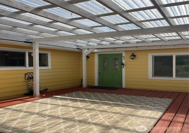 Photo 2 of Sale Pending at 62 Urych, Raymond, WA 98577 | MLS# NWM2576082 | Listing updated on 2026-09-12