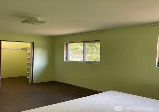 Photo 3 of Sale Pending at 62 Urych, Raymond, WA 98577 | MLS# NWM2576082 | Listing updated on 2026-09-12