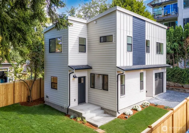 Photo 1 of Single family home for sale at 212 N 115th Street, Seattle, WA 98133 | MLS# NWM2576112 | Listing updated on 2026-10-01