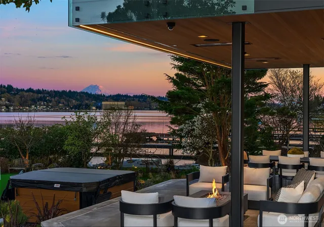 Photo 2 of Mansion for sale at 5330 Butterworth Rd, Mercer Island, WA 98040 | MLS# NWM2576116 | Listing updated on 2026-09-25