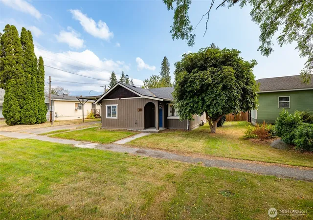 Photo 1 of Sale Pending at 213 Reed St, Sedro Woolley, WA 98284 | MLS# NWM2576123 | Listing updated on 2026-09-24