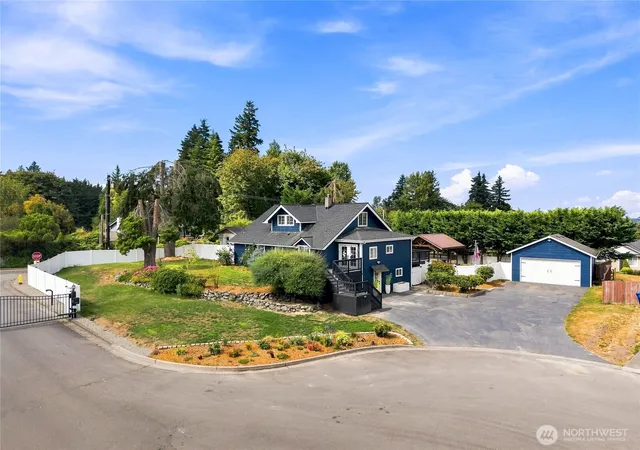 Photo 1 of Single family home for sale at 2803 9th Street Sw, Puyallup, WA 98373 | MLS# NWM2576141 | Listing updated on 2026-10-21