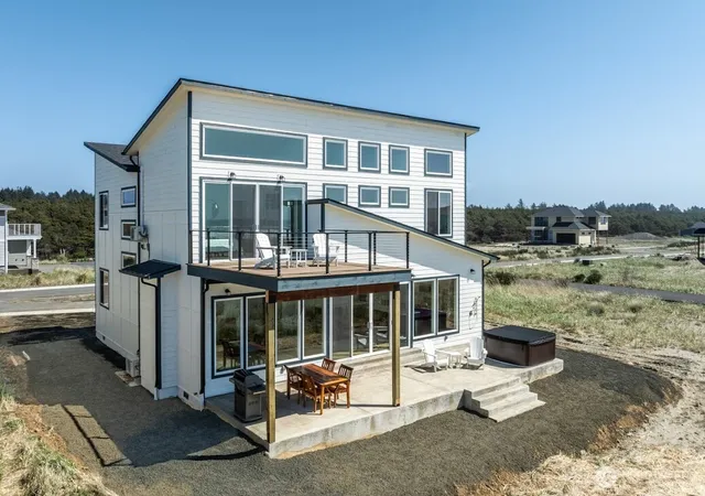 Single family home for sale at 1405 S Cohasset Crst, Westport, WA 98595 | MLS# NWM2576152