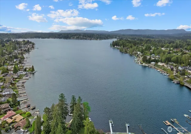 Photo 2 of Single family home for sale at 10928 S Lake Stevens Rd, Lake Stevens, WA 98258 | MLS# NWM2576165 | Listing updated on 2026-09-25