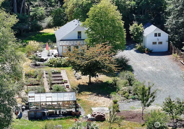 Photo 2 of Single family home for sale at 847 Saratoga Rd, Langley, WA 98260 | MLS# NWM2576173 | Listing updated on 2026-09-23