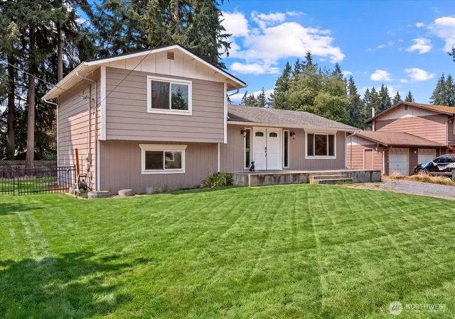 Photo 1 of Single family home for sale at 12808 Military Rd E, Puyallup, WA 98374 | MLS# NWM2576182 | Listing updated on 2026-09-25