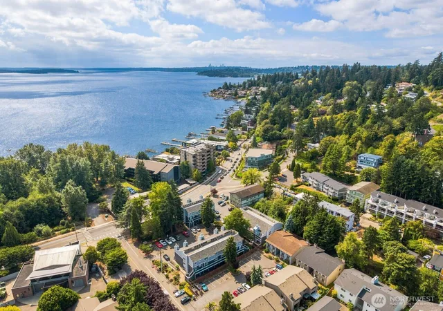 Photo 2 of Townhouse for sale at 17113 93rd Avenue Ne #B-6, Kirkland, WA 98034 | MLS# NWM2576190 | Listing updated on 2026-10-22