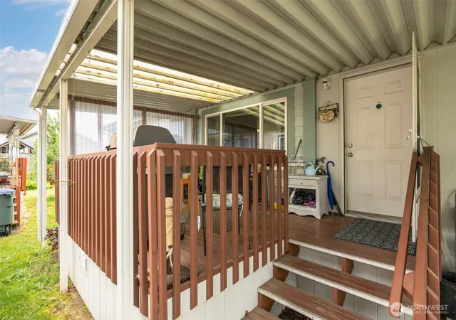 Photo 3 of Manufactured home for sale at 380 E Pole Rd #6, Lynden, WA 98264 | MLS# NWM2576194 | Listing updated on 2026-09-25