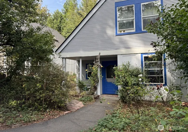 Photo 1 of Condo for sale at 353 Wallace Way Ne #7, Bainbridge Island, WA 98110 | MLS# NWM2576209 | Listing updated on 2026-09-25