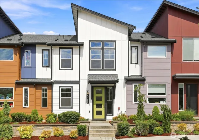 Photo 1 of Townhouse for sale at 8609 Soper Hl Rd #A109, Marysville, WA 98270 | MLS# NWM2576222 | Listing updated on 2026-09-24