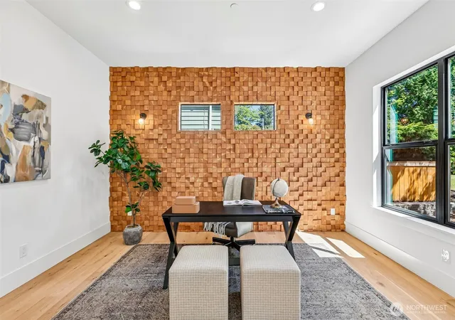 Photo 4 of Single family home for sale at 11419 109th Avenue NE, Kirkland, WA 98033 | MLS# NWM2576230 | Listing updated on 2026-09-25