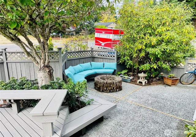 Photo 2 of Single family home for sale at 12232 Fremont Ave N, Seattle, WA 98133 | MLS# NWM2576240 | Listing updated on 2026-10-09