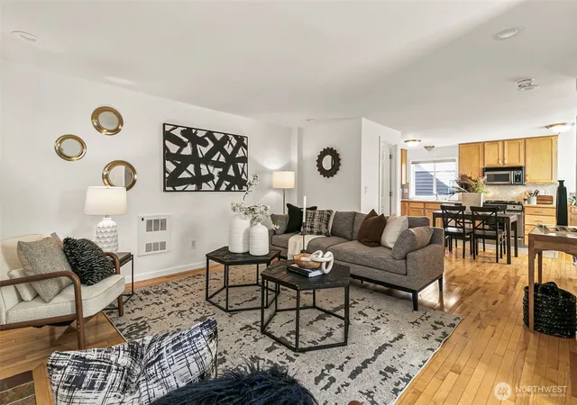 Photo 1 of Townhouse for sale at 158 15th Avenue #B, Seattle, WA 98122 | MLS# NWM2576254 | Listing updated on 2026-09-20
