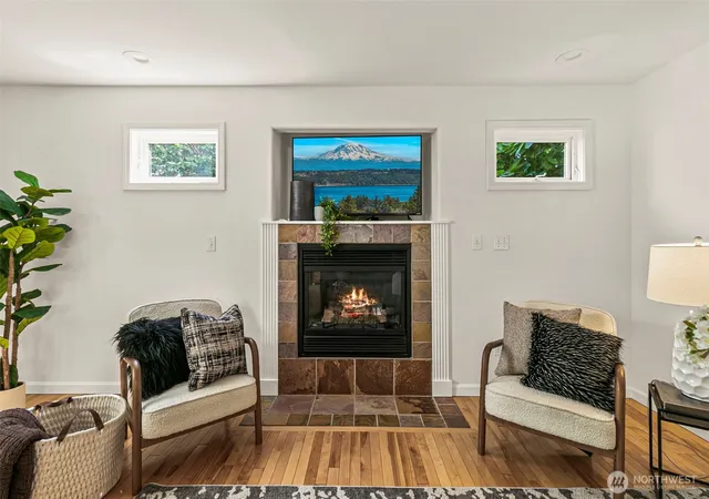 Photo 3 of Townhouse for sale at 158 15th Avenue #B, Seattle, WA 98122 | MLS# NWM2576254 | Listing updated on 2026-09-20