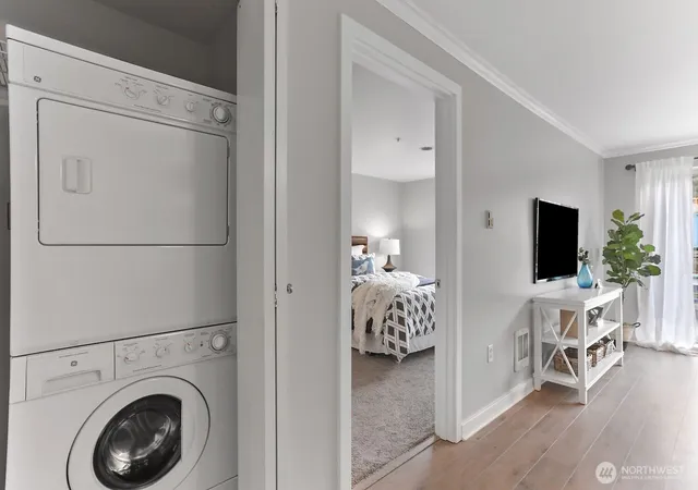 Photo 4 of Condo for sale at 321 10th Avenue S #604, Seattle, WA 98104 | MLS# NWM2576259 | Listing updated on 2026-09-25