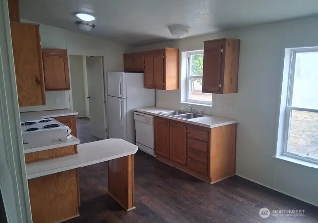 Photo 4 of Sale Pending at 915 Union Mills Rd #11, Lacey, WA 98503 | MLS# NWM2576272 | Listing updated on 2026-09-25