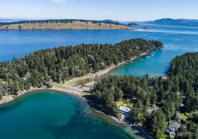 Photo 3 of Single family home for sale at 40 Brooks Ln, Friday Harbor, WA 98250 | MLS# NWM2576275 | Listing updated on 2026-09-25