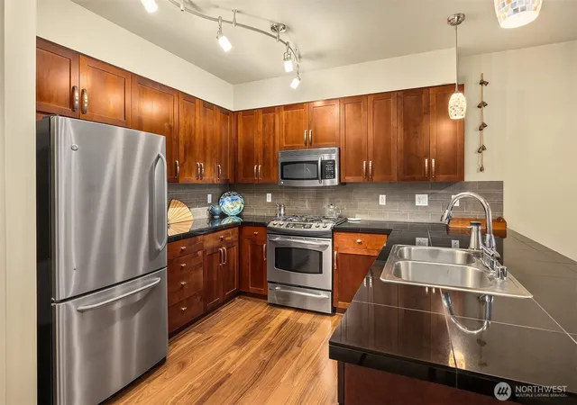 Photo 3 of Condo for sale at 1840 25th Avenue NE #307, Issaquah, WA 98029 | MLS# NWM2576280 | Listing updated on 2026-10-01