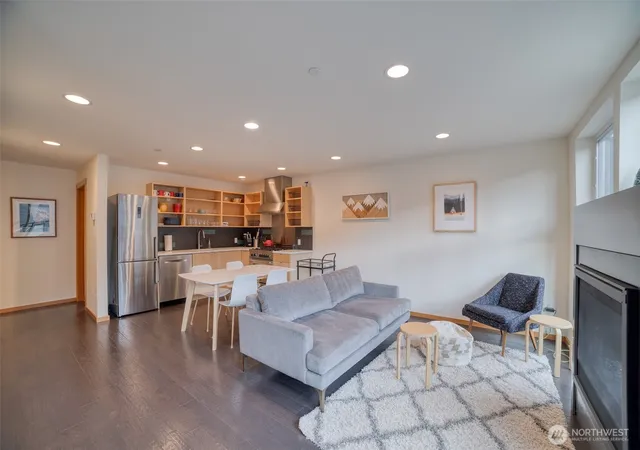 Photo 4 of Sale Pending at 200 Pass Life Way #1, Snoqualmie Pass, WA 98068 | MLS# NWM2576285 | Listing updated on 2026-09-28