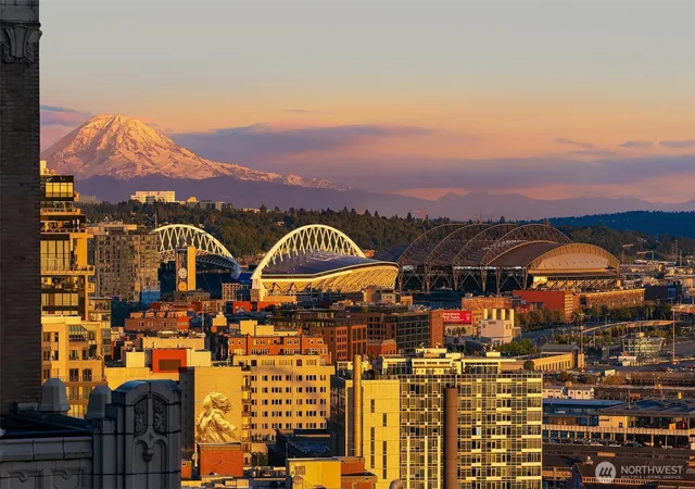 Photo 4 of Condo for sale at 2000 1st Avenue #1602, Seattle, WA 98121 | MLS# NWM2576289 | Listing updated on 2026-09-25