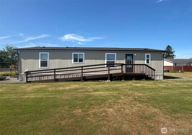 Photo 3 of Sale Pending at 804 Rambling Rd, Aberdeen, WA 98520 | MLS# NWM2576307 | Listing updated on 2026-09-28
