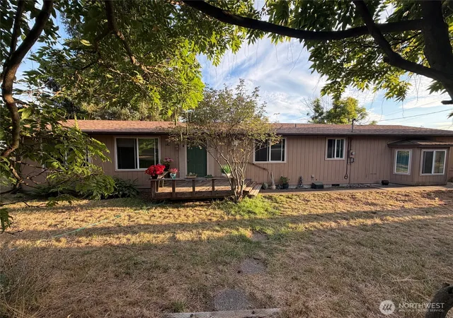 Photo 2 of Single family home for sale at 3295 Hastings, Port Townsend, WA 98368 | MLS# NWM2576324 | Listing updated on 2026-09-29
