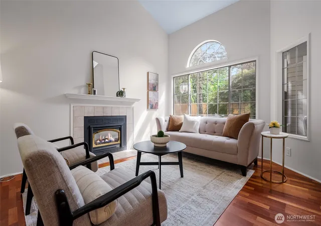 Photo 4 of Single family home for sale at 12724 NE 94th Court, Kirkland, WA 98033 | MLS# NWM2576338 | Listing updated on 2026-09-30